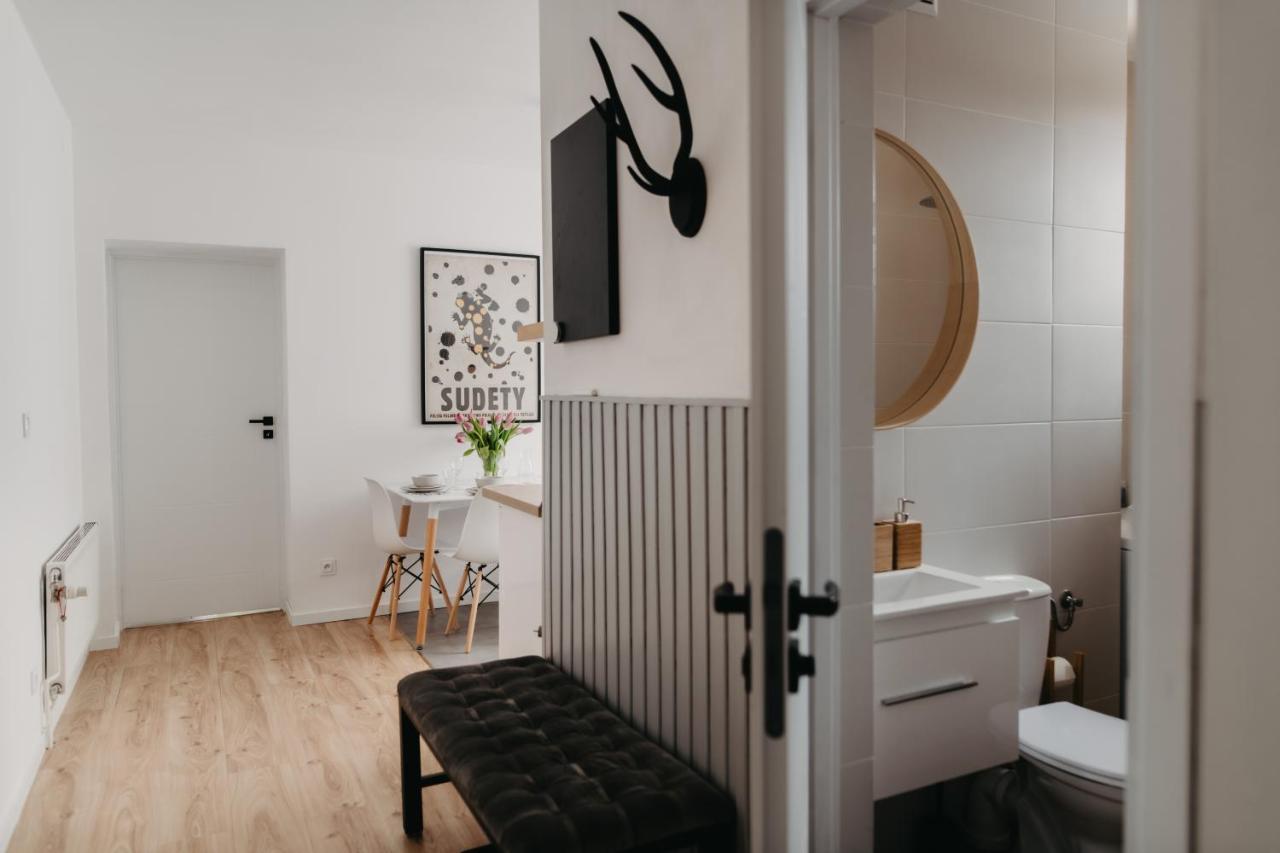 Jeleni Zakatek - Apartament W Stolicy Karkonoszy Jelení Hora Exteriér fotografie