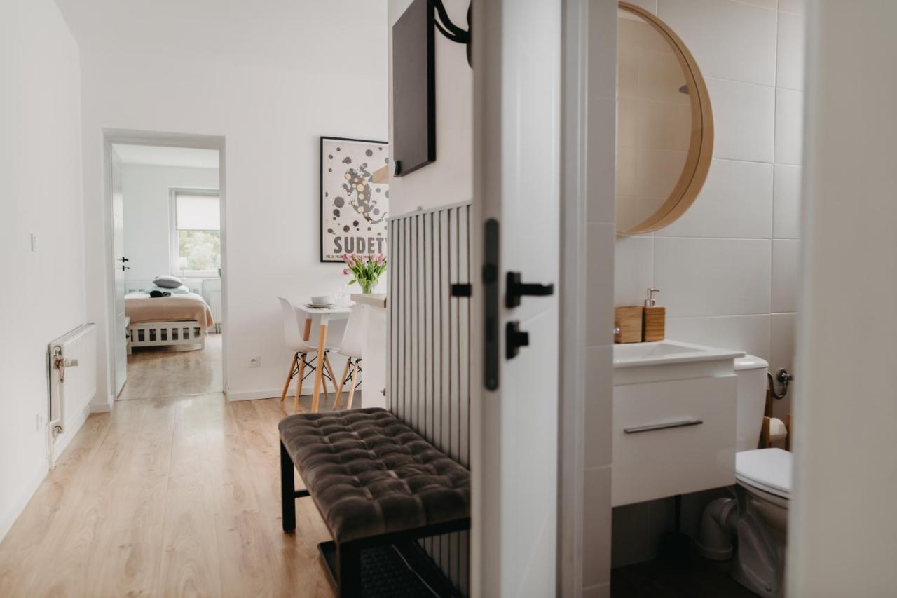 Jeleni Zakatek - Apartament W Stolicy Karkonoszy Jelení Hora Exteriér fotografie