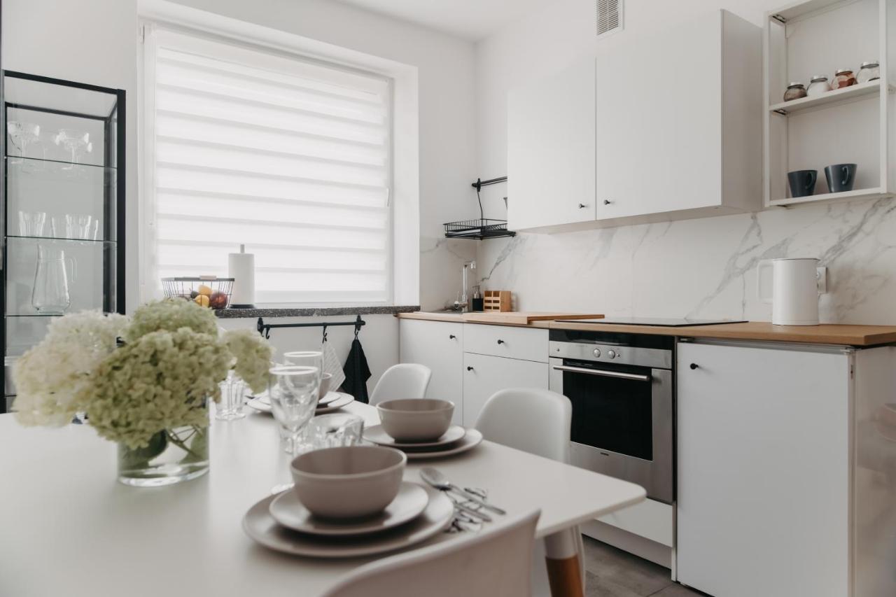Jeleni Zakatek - Apartament W Stolicy Karkonoszy Jelení Hora Exteriér fotografie